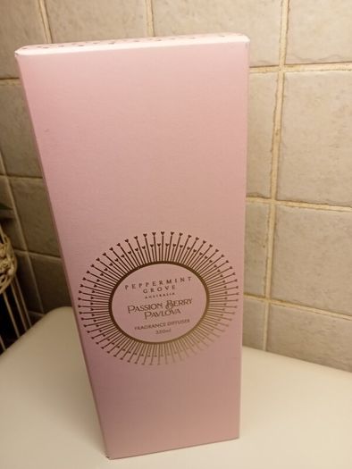 Fragrance diffuser