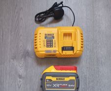 DeWalt 9ah/54v Battery & Charger
