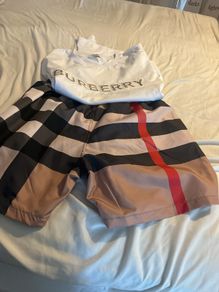 Burberry shorts set size small mens