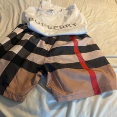 Burberry shorts set size small mens