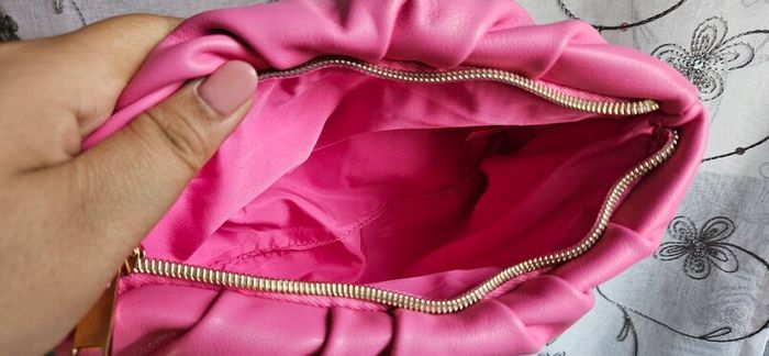 Elizabeth Arden Makeup Bag Pouch in Hot Pink