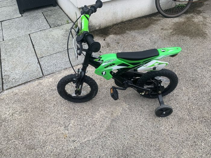 childs bike
