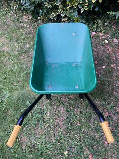 Wheelbarrow