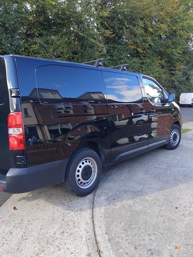 Opel Vivaro 2024 LWB 5,703km No VAT