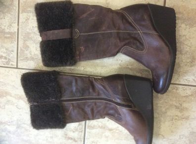 New brown wedge boots