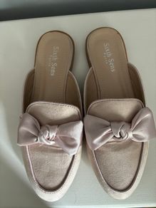 Shoe