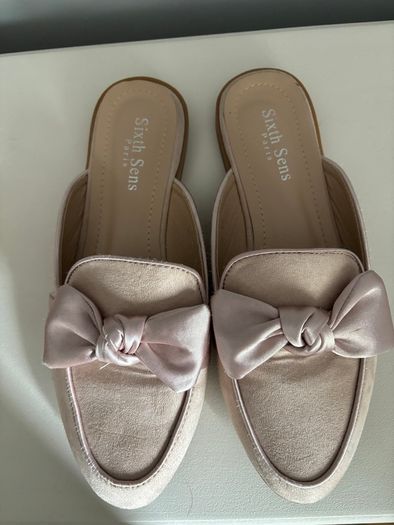 Shoe