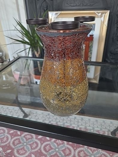 Glass candle holder