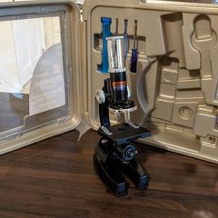 Kids microscope