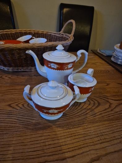 Antique Chinese Teapot, sugar bowl and milk jug.