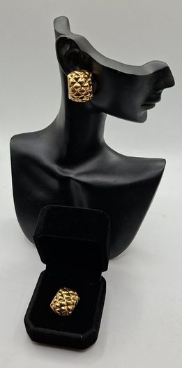 9ct yellow gold earrings