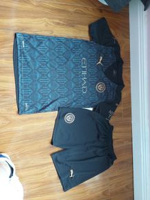 Man City Kit 10-11 Replica
