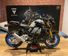 Lego  Technic 42159 Yamaha Mt-10 Sp