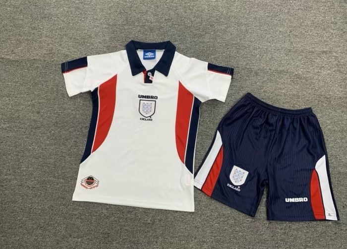 Retro football kits