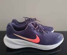 Brand New Nike Shoes Size 9 UK