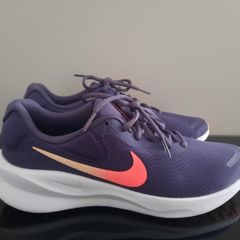 Brand New Nike Shoes Size 9 UK