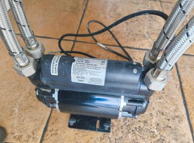 Stuart Turner ST20 twin, 2.0 bar shower booster pump