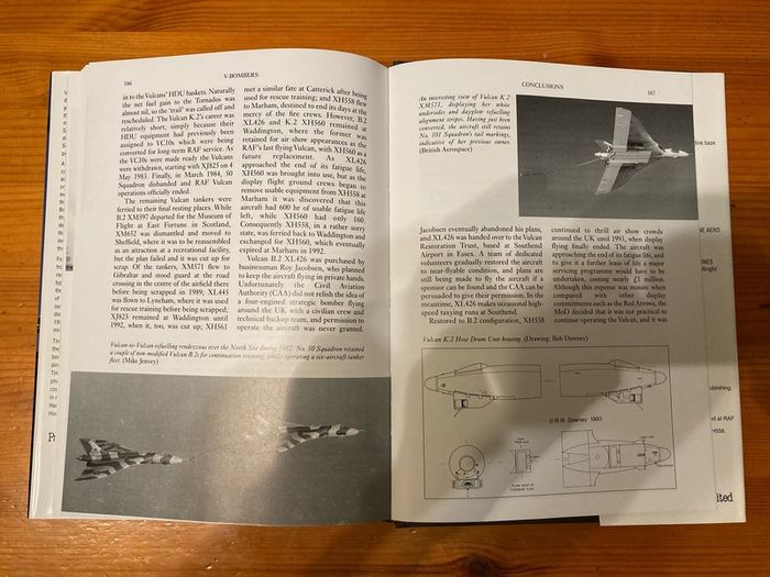 Military book:'V-Bombers'