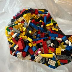 lego City 2.3kg mixed bundle