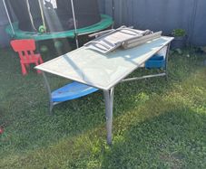 Patio table and 2 sun lounge chairs
