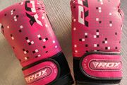 boxing gloves 6oz pink