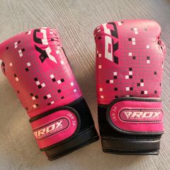 boxing gloves 6oz pink
