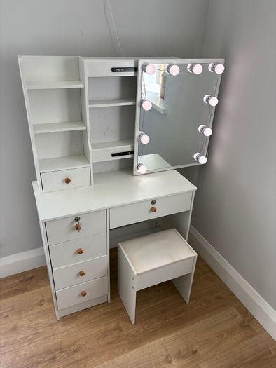 Dressing Table with Mirror and Stool