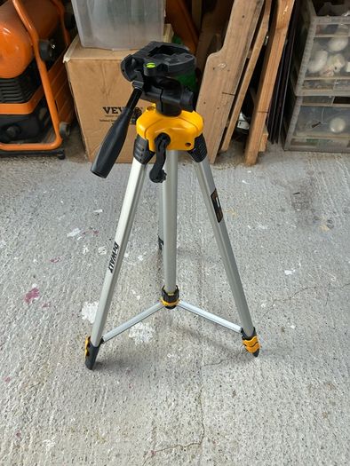 Dewalt Tripod stand