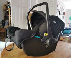 Joie i-Juva Infant Car Seat with base