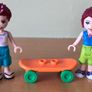 LEGO Friends, Mia and Ethan Skateboarding Image 2