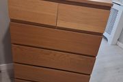 chest of drawers