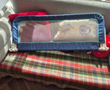 Toddler bed guard