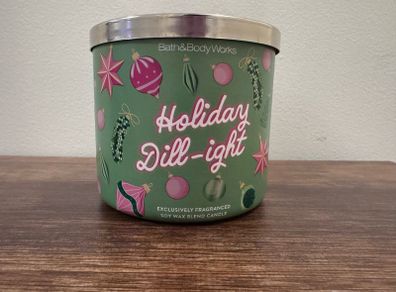 Bath & Body Works 3-Wick Candle "Holiday Dill-Light"