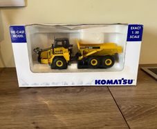 Model Komatsu dump truck 1:50