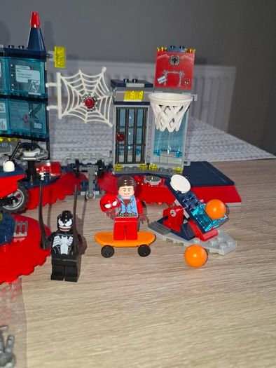 Lego set no: 76175