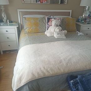 King size bed
