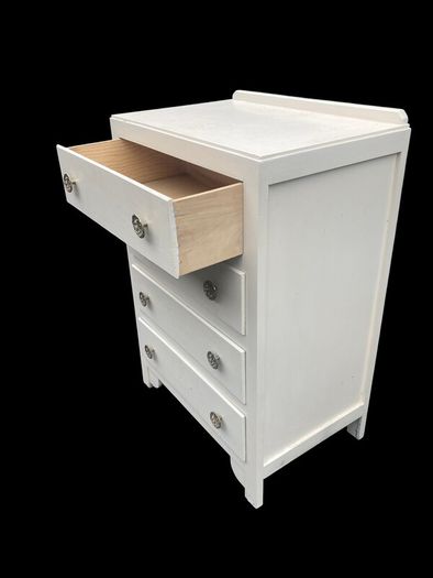 Vintage Chest of Drawers