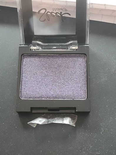 Sleek Single Eyeshadow in Play Thing