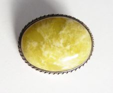 Sterling silver vintage / antique Iona marble Scottish brooch