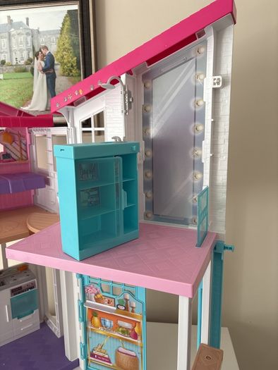 barbie house