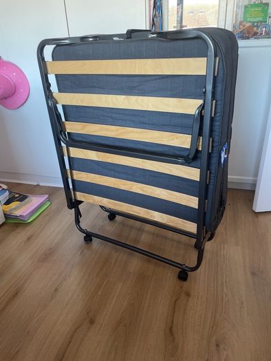 camp bed