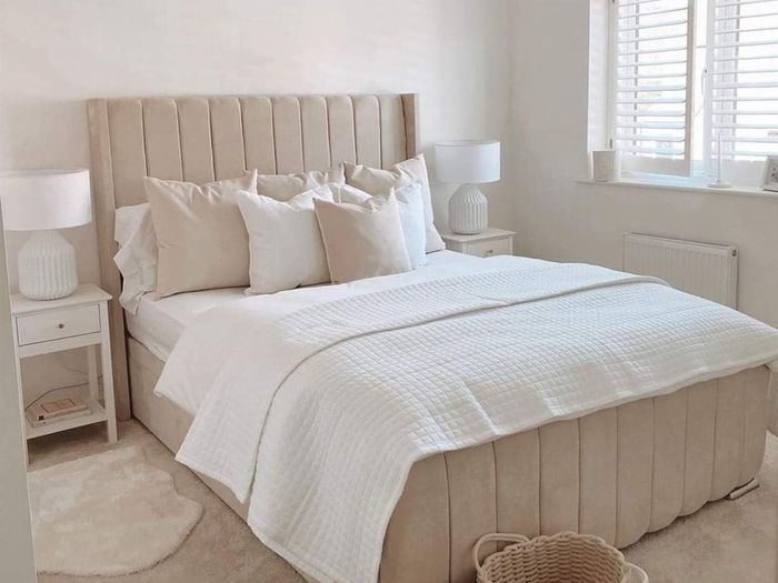 Double Small Double 4ft 4ft6 Ottoman Storage Beds