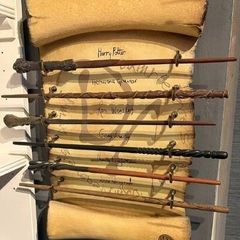 Noble Collection Harry Potter Dumbledores Army Wand Collection