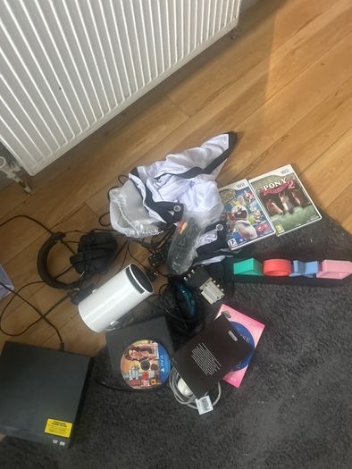 electronics lot