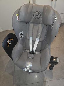 Cybex Sirona Z i-Size Car Seat  Base Z Swivel  Soho Grey