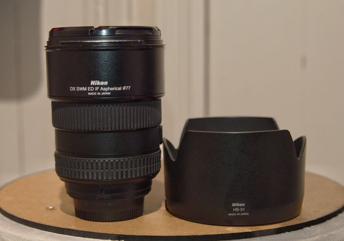 Nikon AF-S DX 17-55mm f/2.8G IF-ED Lens Professional DX Zoom