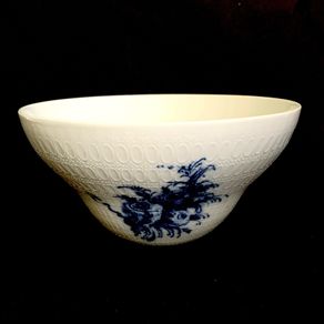 Rosenthal Romanze bowl by Bjorn Wiinblad