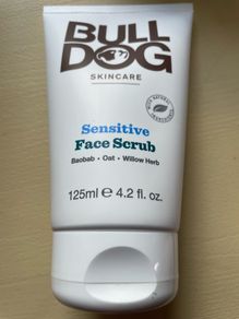Bulldog sensitive face scrub for men - New