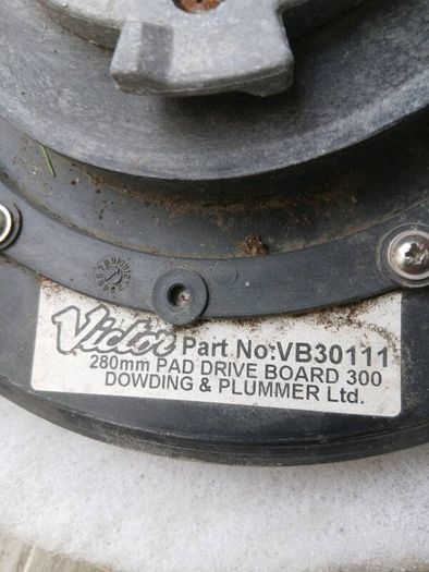 Floor buffer