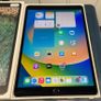 Apple iPad Pro 64GB, Wi-Fi 10.5 in - Space Gray / Used Image 3